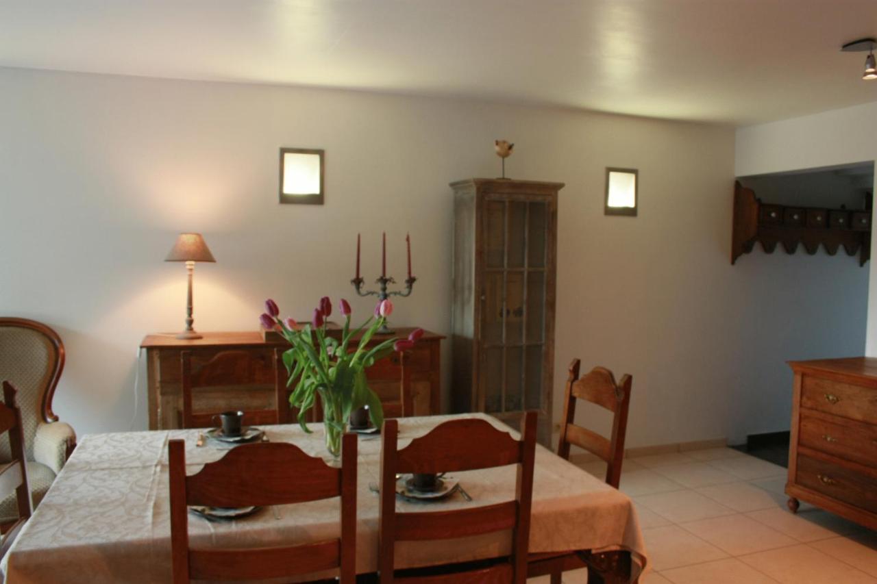 B&B Chession Falaën Buitenkant foto